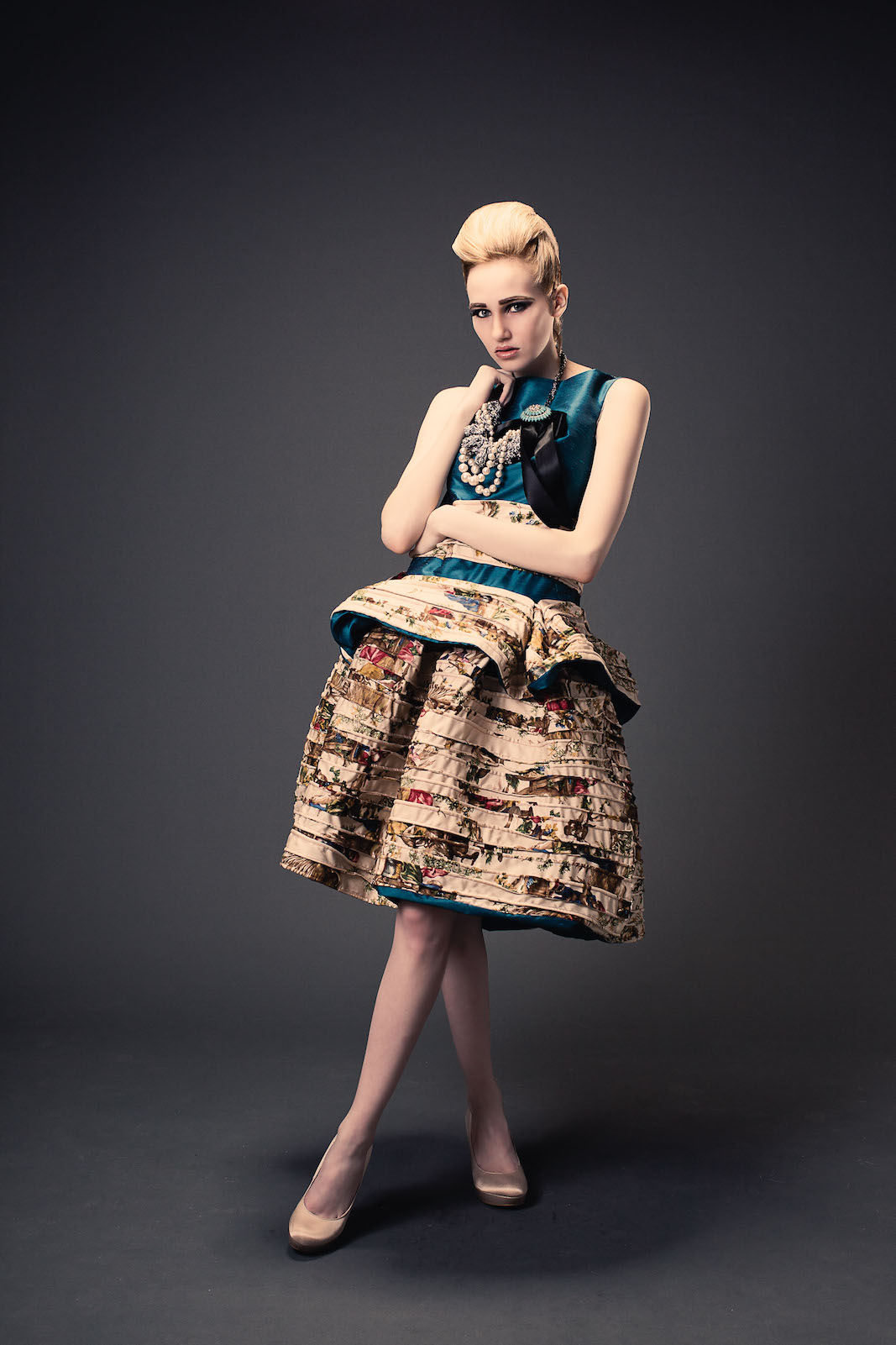 collection12/fall12/photoshoot/lookbook6-9.jpg