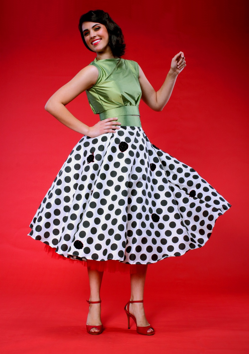 collection13/spring13/photoshoot13/2piece6-2.jpg